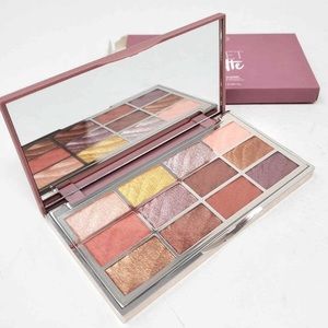 Ciaté London Velvet Eyeshadow Palette